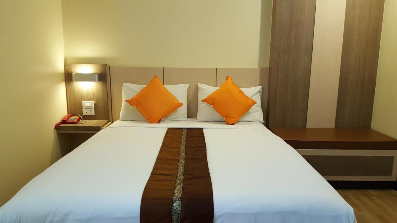 Kaen Nakorn Hotel Хон Каен Экстерьер фото